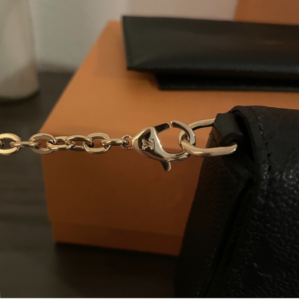 Louis Vuitton Felicie crossbody purse